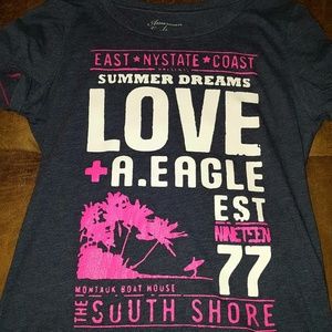 American Eagle Women's t shirt